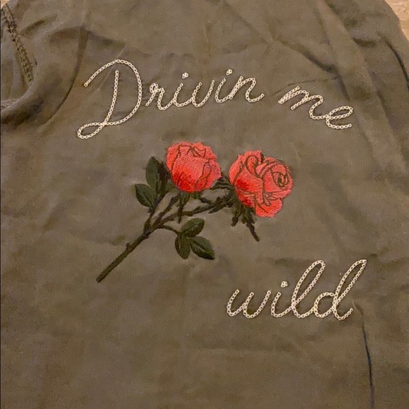 Express button down - Picture 4 of 4